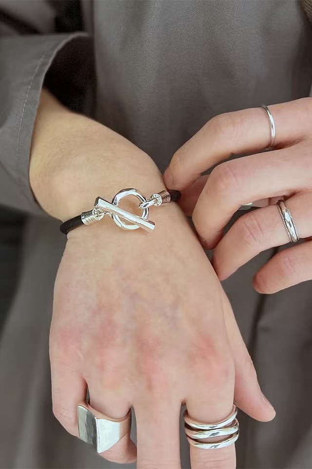 GARNI ガルニ 正規取扱店 / GARNI ガルニ GB22011 Cord Bracelet