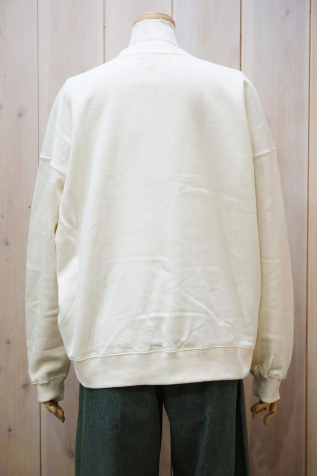 MILKFED. ミルクフェド 103234012005 PATCH SWEATSHIRT MILKFED. クルーネックスウェット OFF WH MILKFED. ミルクフェド / MILKFED. ミルクフェド 103234012005