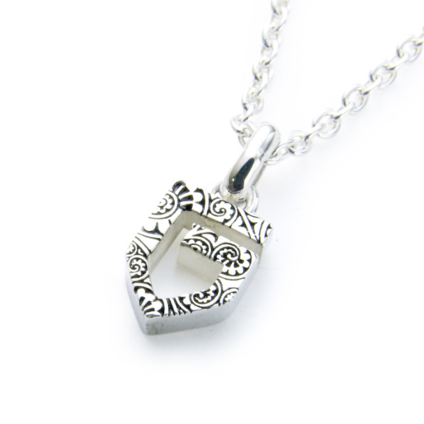 GARNI ガルニ / GARNI ガルニ GN16064 Vine Pattern G Pendant-S