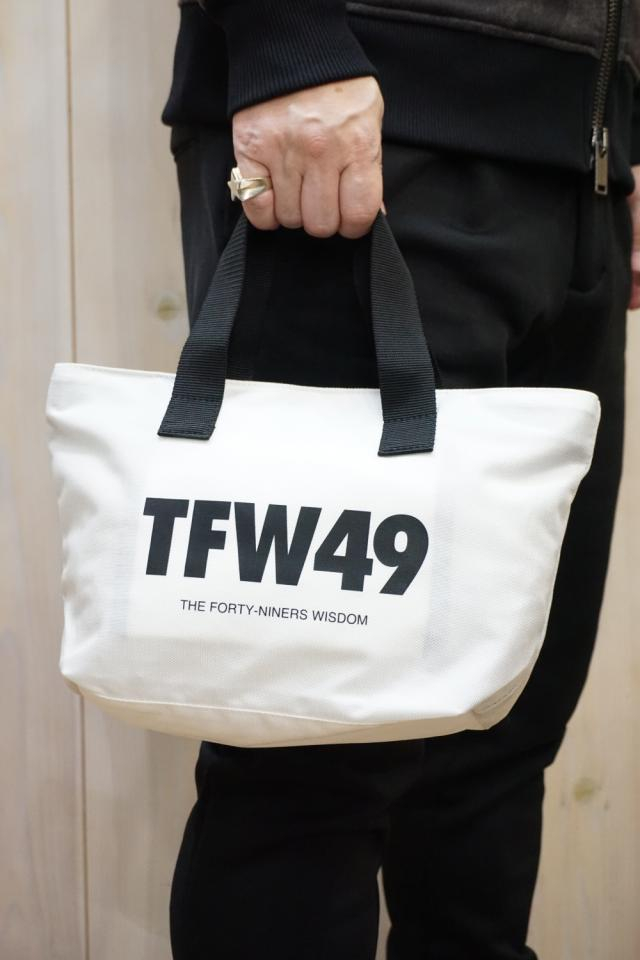 TFW49 ティーエフダブリューフォーティーナイン T132220001 TOTE BAG SMALL マルチトートバッグ WHITE 正規通販 ゴルフ メンズ レディース