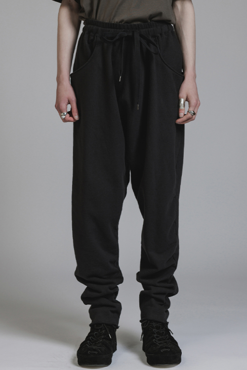 The Viridi-anne ザ ヴィリジアン VI-4037-04 SWEAT TAPERED PANTS スウェットテーパードパンツ BLACK 正規通販 メンズ 2026年8月31日入荷予定