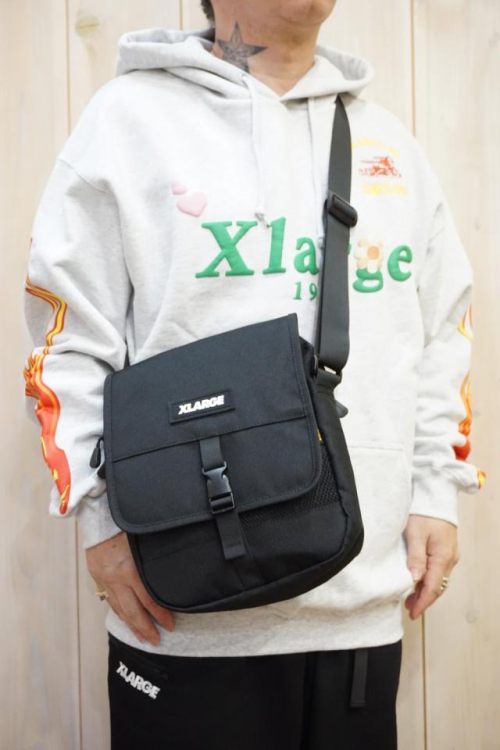 XLARGE エクストララージ 101223053003 STROLL SHOULDER BAG XLARGE ショルダーバッグ BLACK 正規通販 メンズ レディース