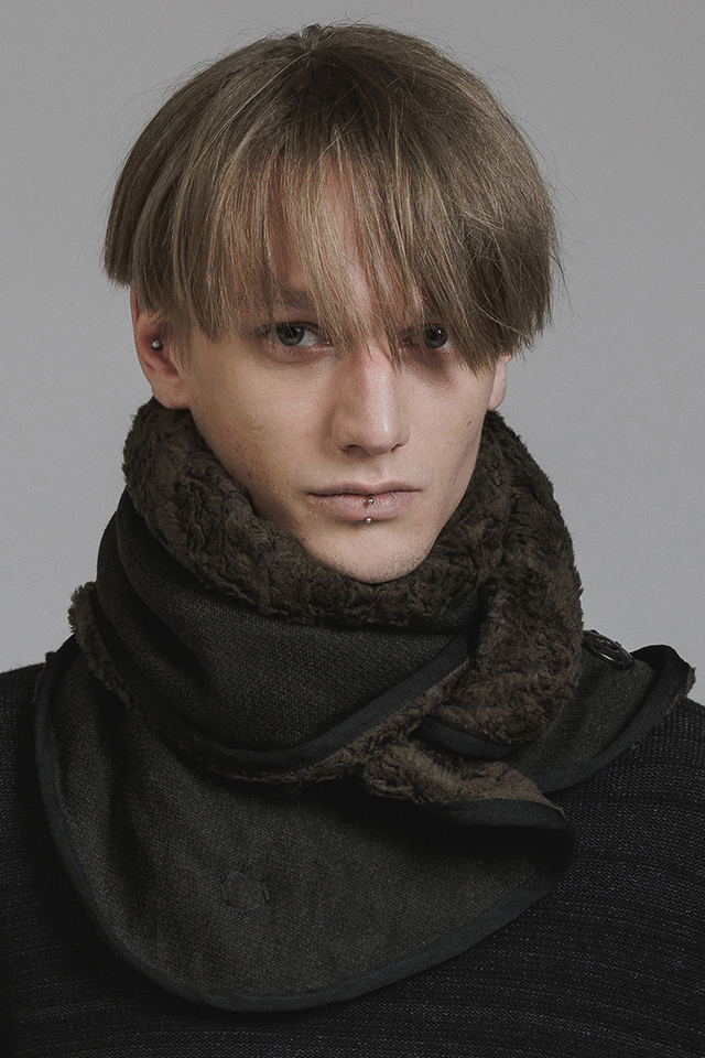 The Viridi-anne ザ ヴィリジアン VI-4057-09 NECK WARMER 裏ボアネックウォーマー CHACOAL 正規通販 メンズ 2026年8月31日入荷予定