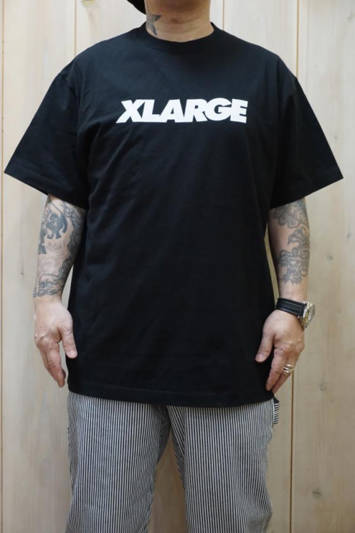 XLARGE エクストララージ 101222011014 STANDARD LOGO S/S TEE XLARGE ショートスリーブTシャツ BLACK 正規通販 メンズ レディース