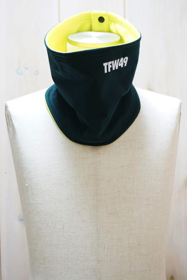 TFW49 ティーエフダブリューフォーティーナイン T132320009 FLEECE NECK WARMER フリースネックウォーマー GREEN × GREEN 正規通販 メンズ ゴルフ