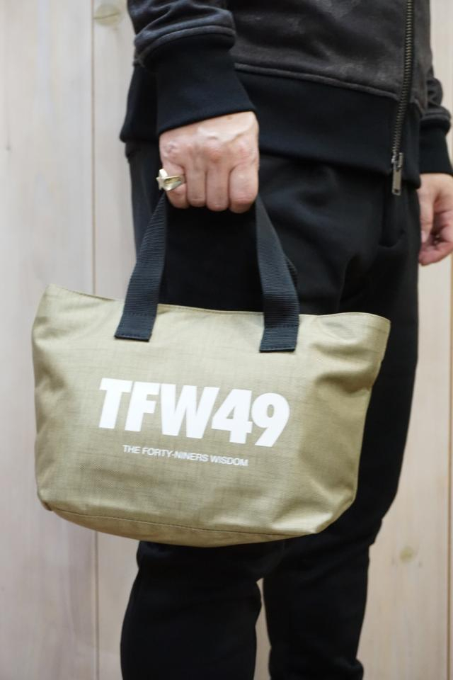 TFW49 T132220001 TOTE BAG SMALL マルチトートバッグ BEIGE 正規通販 ゴルフ メンズ レディース