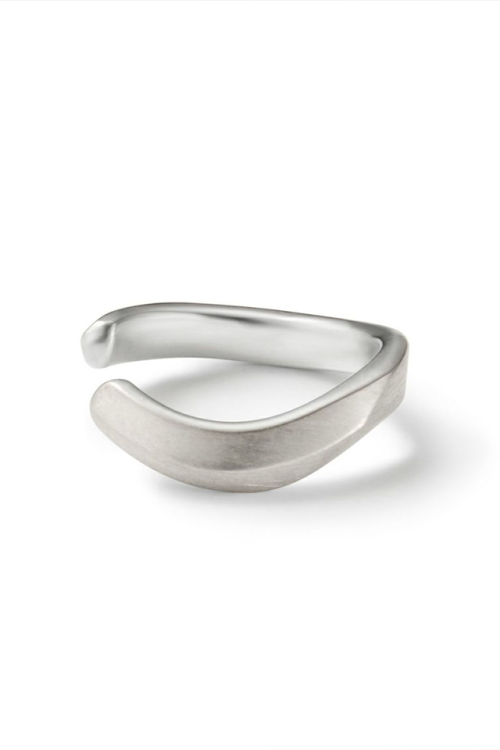 GARNI ガルニ GP25019 Curved Frost Ear Cuff イヤーカフ SILVER (片耳用) - PRIMITIVE / MODERN ch.2 - 正規通販 メンズ レディース