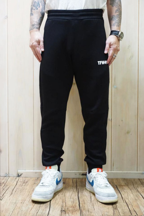 TFW49 ティーエフダブリューフォーティーナイン T072520013 CARDBOARD MATERIAL JOGGER PANTS スウェットジョガーパンツ BLACK 正規通販 メンズ ゴルフ