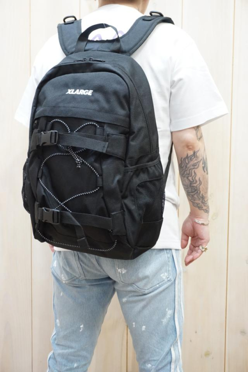 XLARGE エクストララージ 01193018 STANDARD LOGO TRUCK HOOK BACKPACK トラックフックバックパック BLACK 正規通販 メンズ レディース